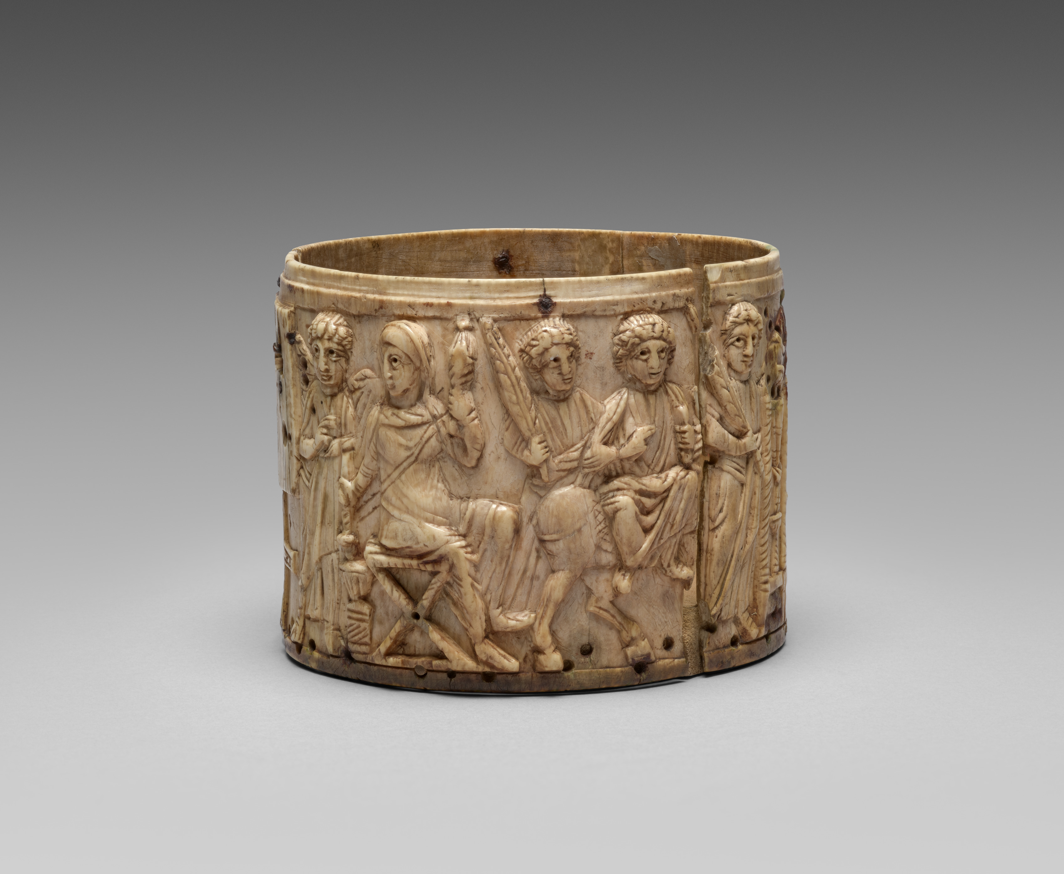 Ivory Pyx (Box) | Cleveland Museum of Art| Cleveland Museum of Art