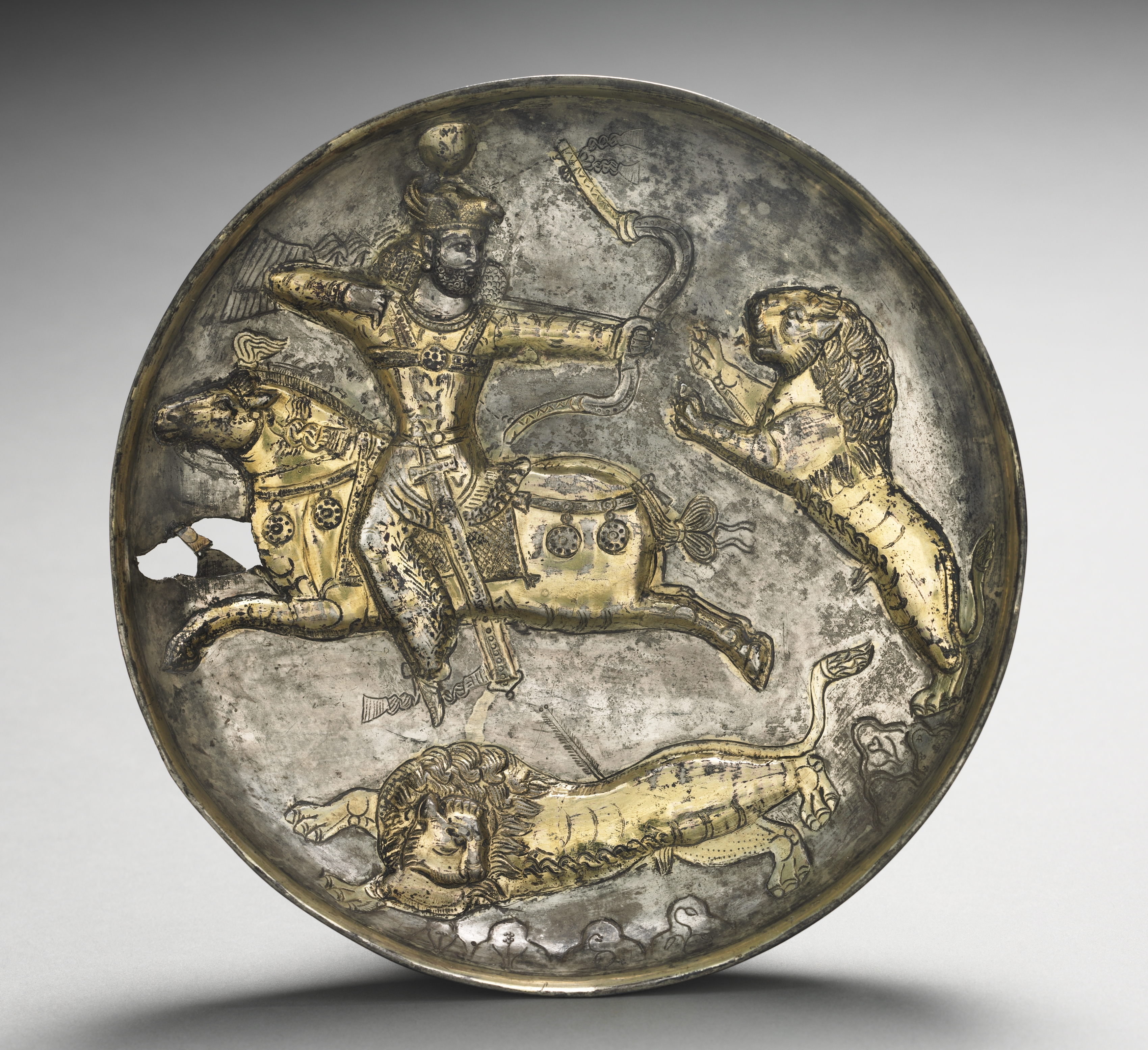 Dish with King Hormizd II or Hormizd III Hunting Lions | Cleveland