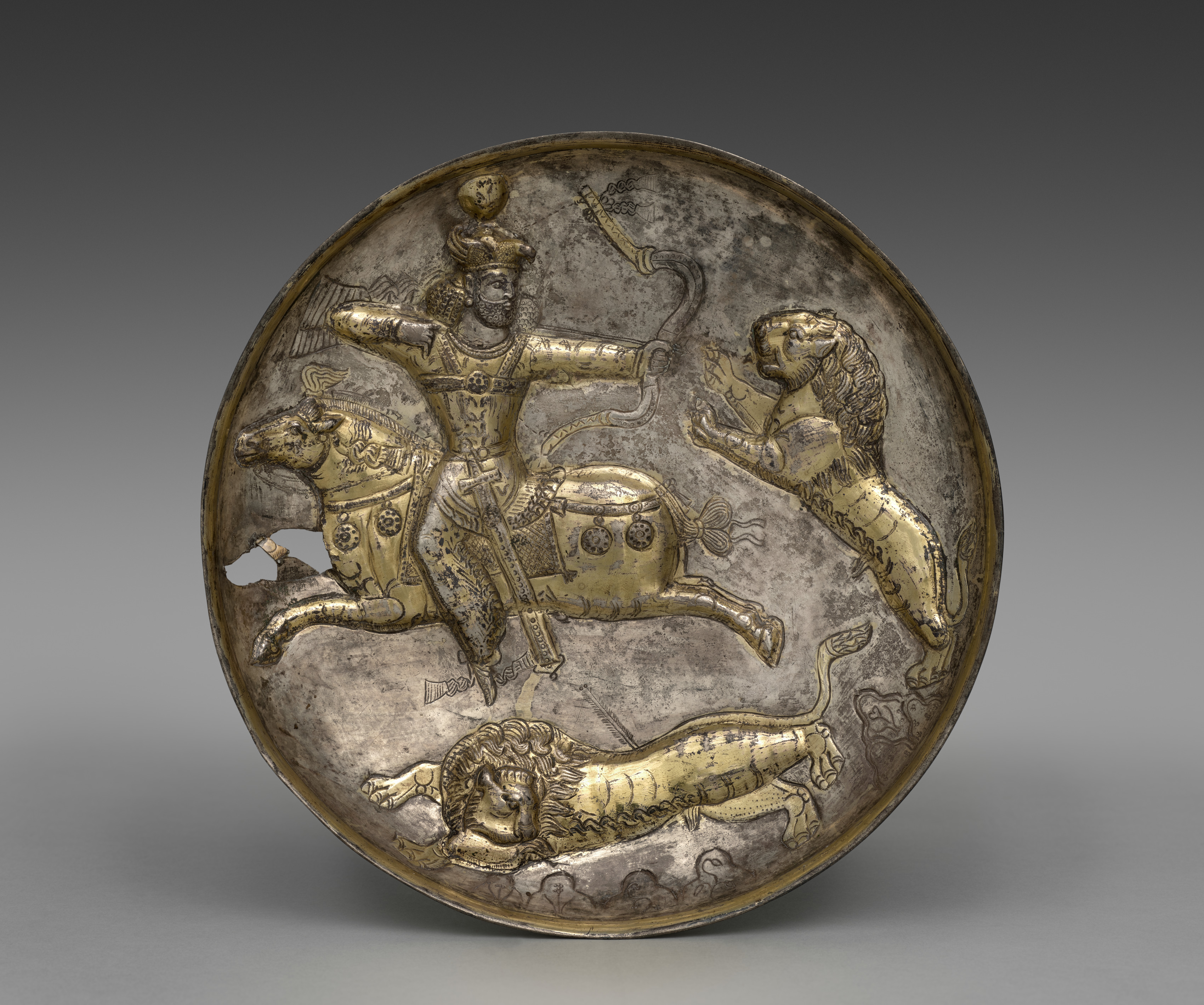 Dish with King Hormizd II or Hormizd III Hunting Lions | Cleveland