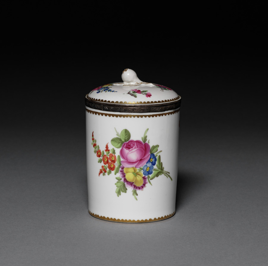 Covered Jar (Pot de tabac)