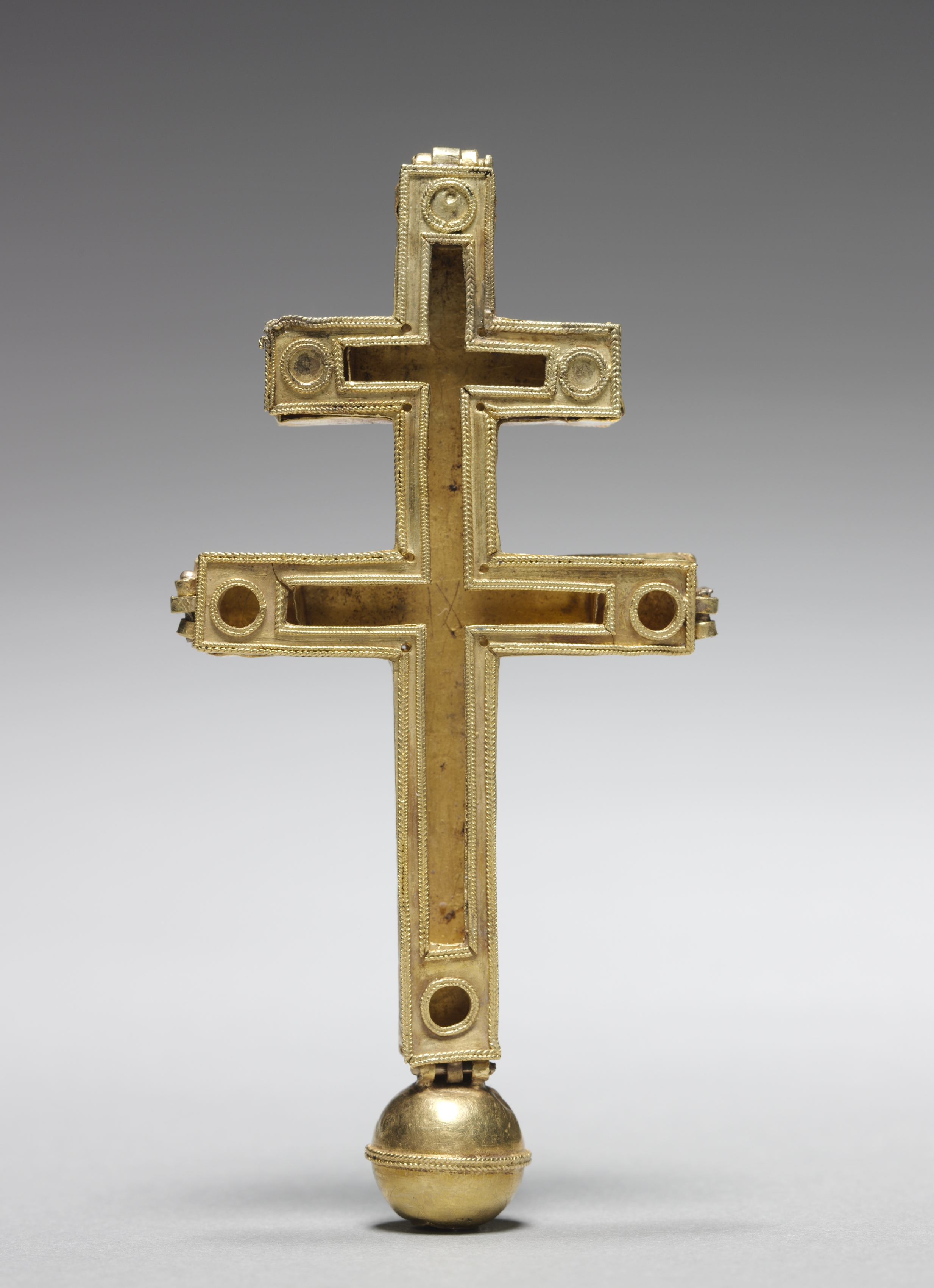 Double-Arm Reliquary Cross | Cleveland Museum of Art