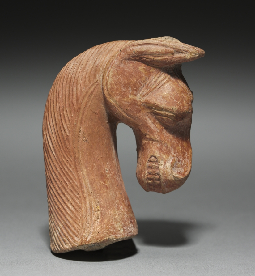 Horse's Head by Unknown Artist (-206), earthenware at Cleveland Museum of Art