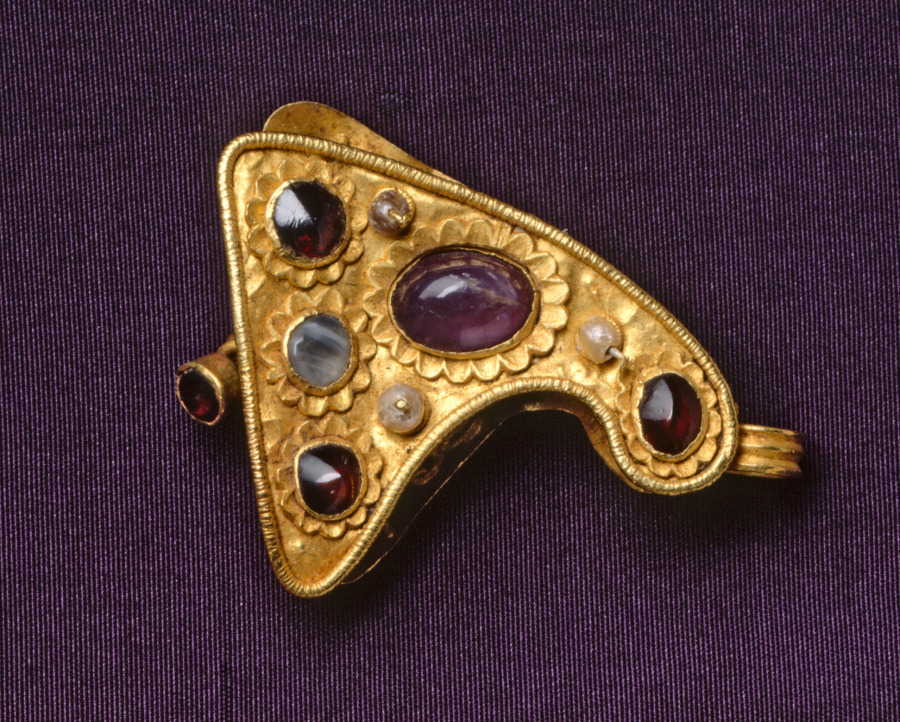 Clasp Set with Semiprecious Stones