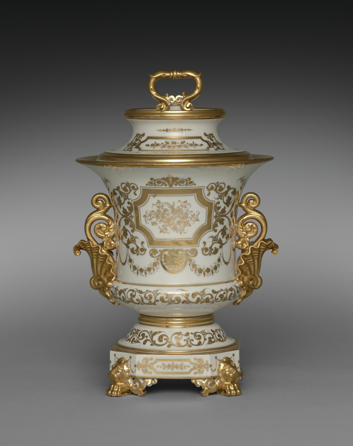 Covered Ice Cream Pail