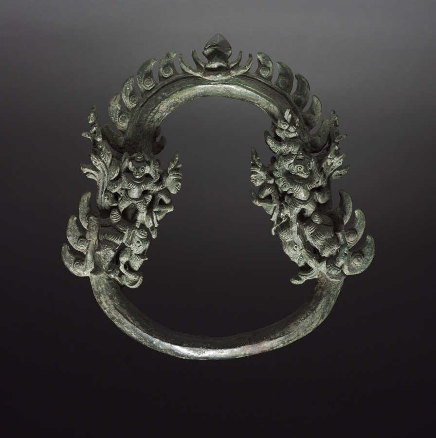 Palanquin Ring