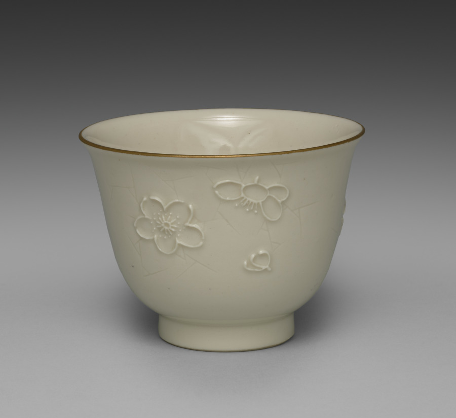 Drinking Cup from Dining Set with Plum Blossoms and Cracked-Ice