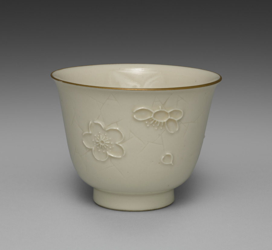 Drinking Cup from Dining Set with Plum Blossoms and Cracked-Ice
