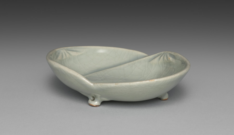 Dish from Dishes with Matching Shells