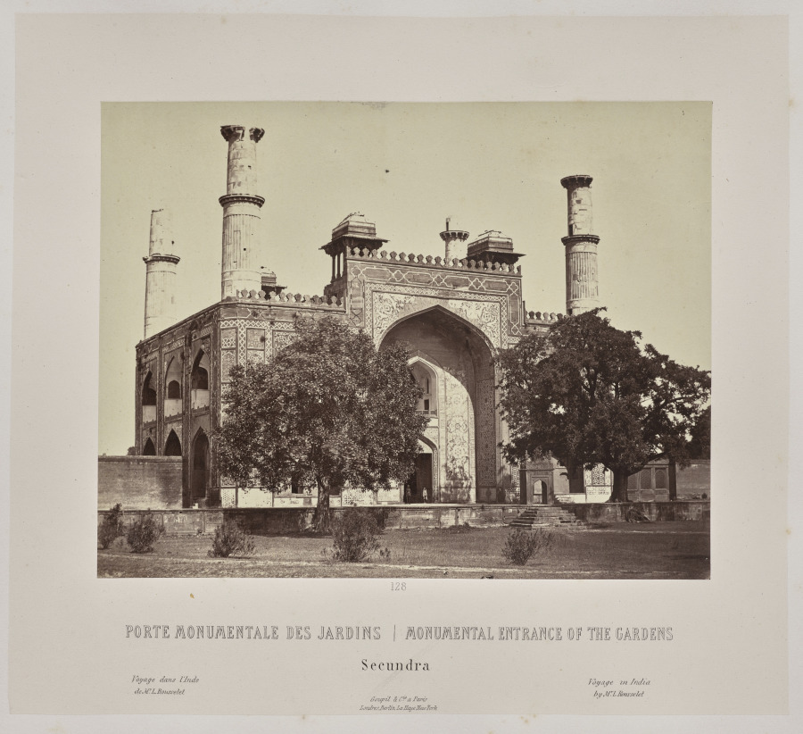 Monumental Entrance of the Gardens, Secundra