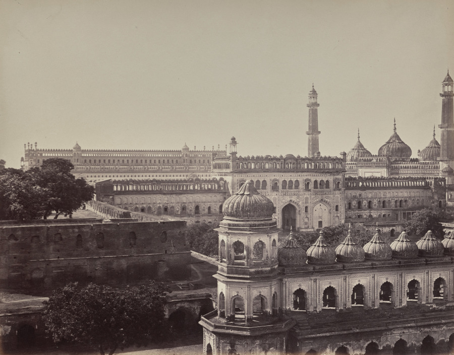 Lucknow. The Great Emambara and Mosque
