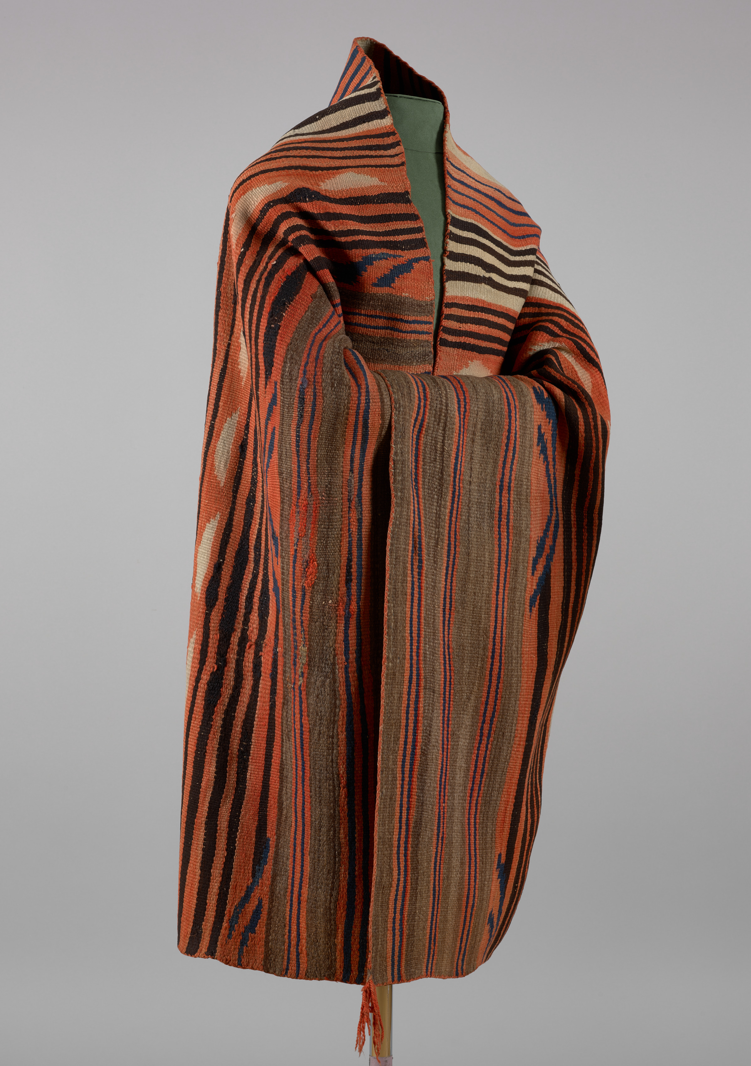 Banded Wearing Blanket (Diyugi) | Cleveland Museum of Art