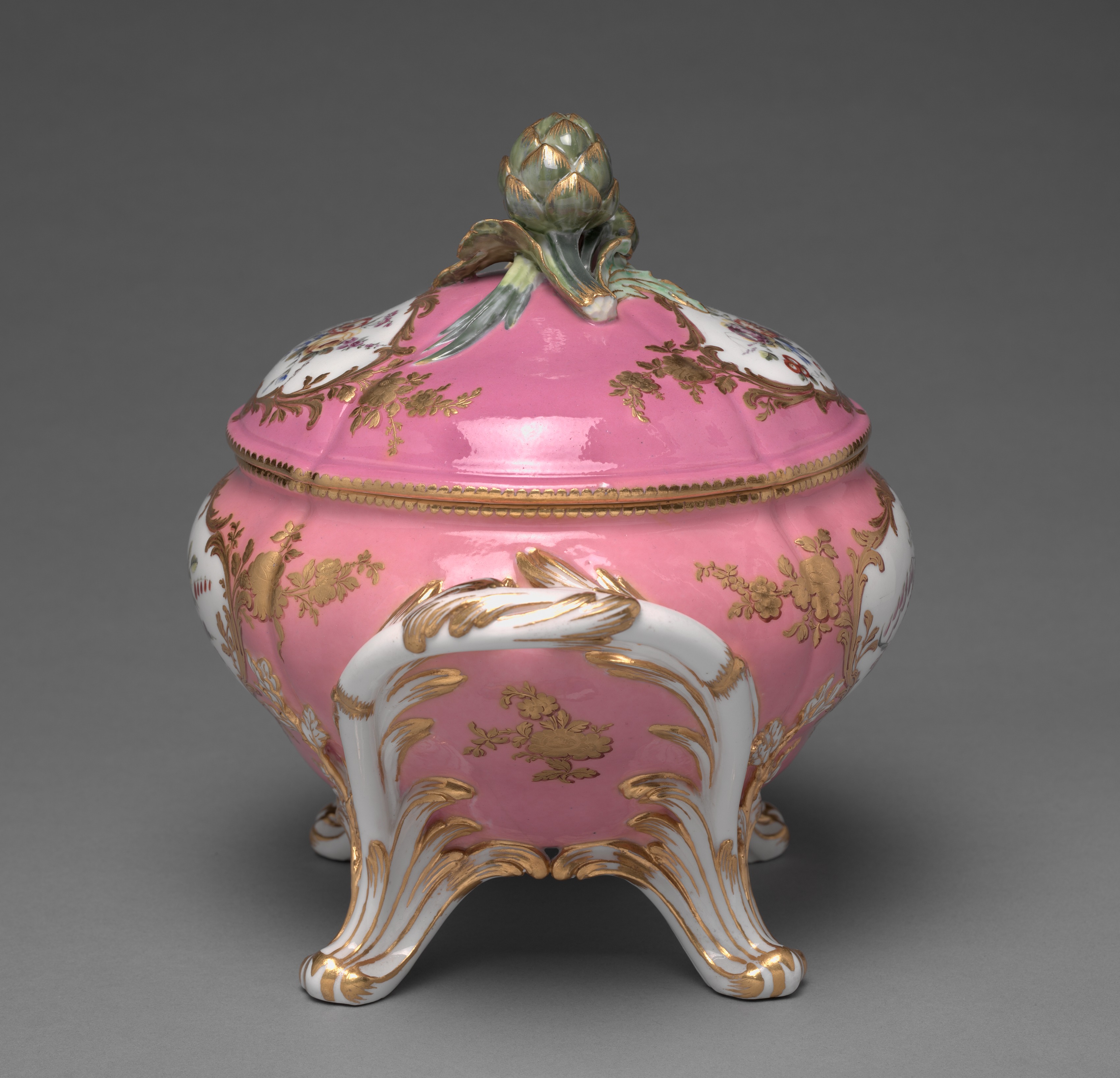 Covered Tureen on Stand (2 of 2) | Cleveland Museum of Art