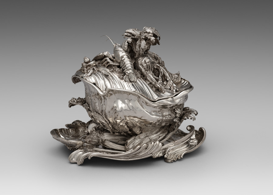 Covered Tureen on Stand (Pot-à-oille) | Cleveland Museum of Art