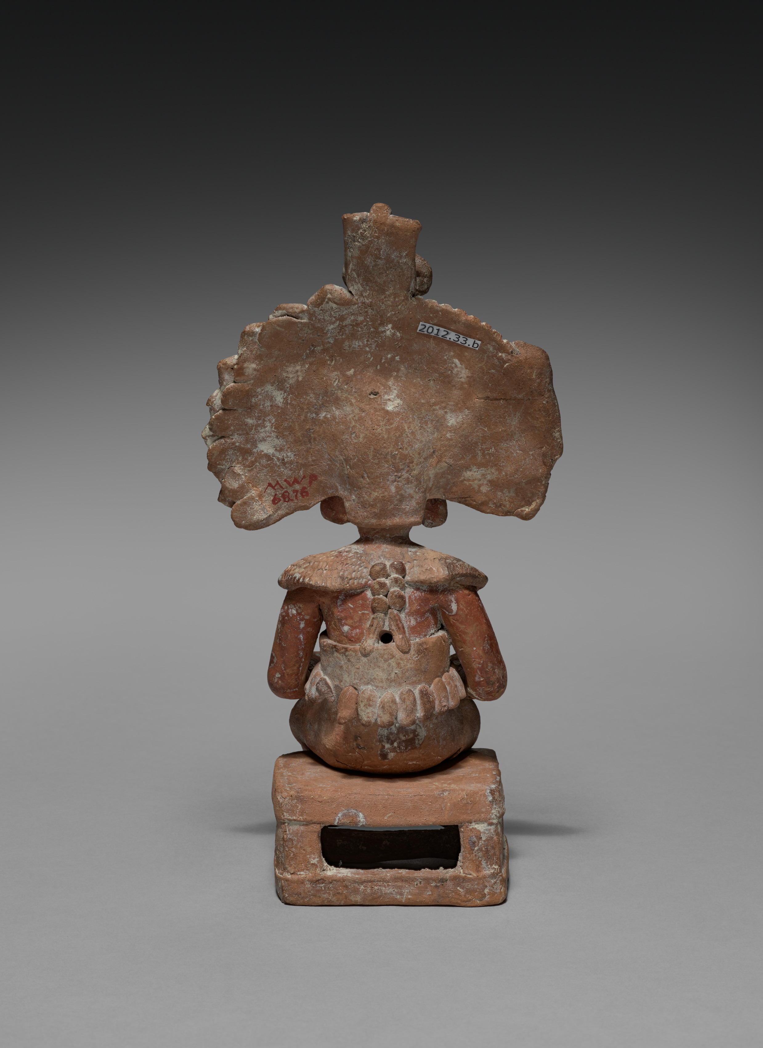 Seated Lord with Removable Headdress | Cleveland Museum of Art